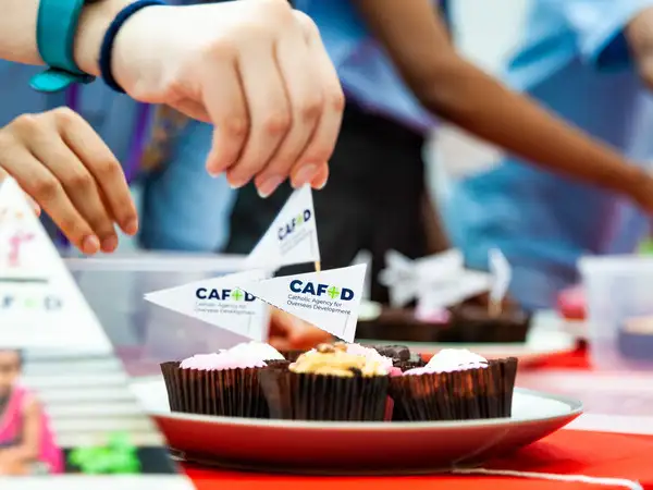 How to pay in your fundraising